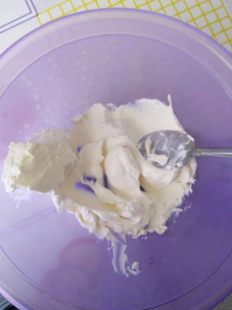 Convirtiendo el queso en una crema