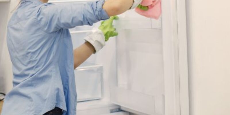 Receta casera para limpiar y desodorizar tu refrigerador